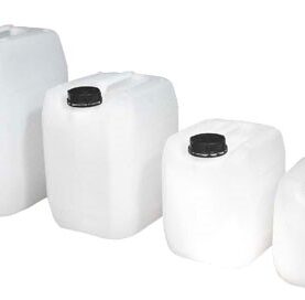 ENVASES TIPO BIDON Envases de Polietileno HDPE Grado Alimenticio En capacidades de 5litros , 10 litros , 20 litros , 30 litros , 50 litros , 60 litros Aptos Para Alamacenar Todo Tipo de Productos Liquidos y a Granel Ideal para la Industria Alimenticia , Quimica ; Farmaceutica , Fragancias ; escencias , Textiles ,Fabricados en Polietileno grado alimenticio apto para almacenar Materias Primas de La Industria alimenticia , Quimica , Farmaceutica ,Alta Resistencia y Proteccion para Los productos de Todo Tipo de Industria